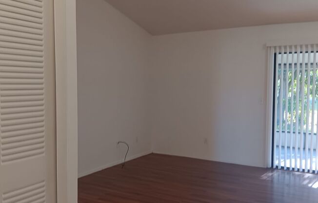Charming 3 Bedroom 2 Bathroom Single Family Home in Cape Coral