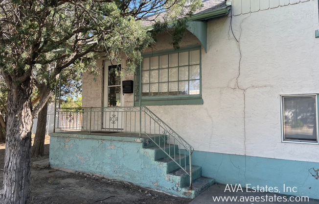 2316 SAINT CLAIR AVE