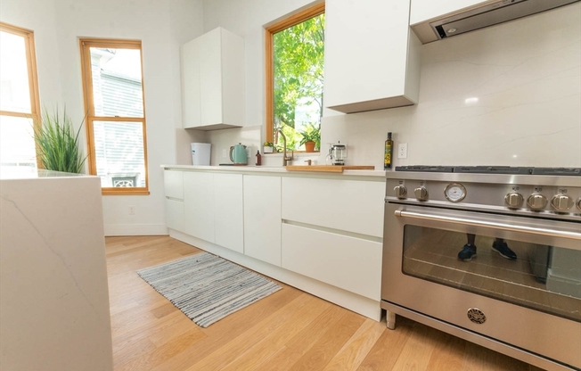 7 ATHERTON ST
