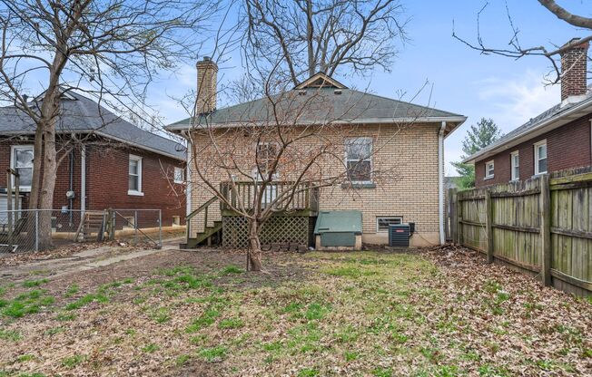 Spacious 1 Bed 1 Bath House off of Eastern Parkway