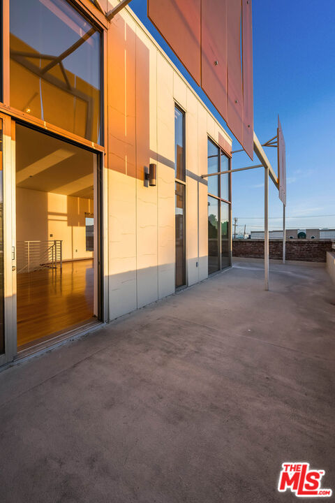 3 beds, 3 baths, 2,330 sqft, $8,500, Unit 106