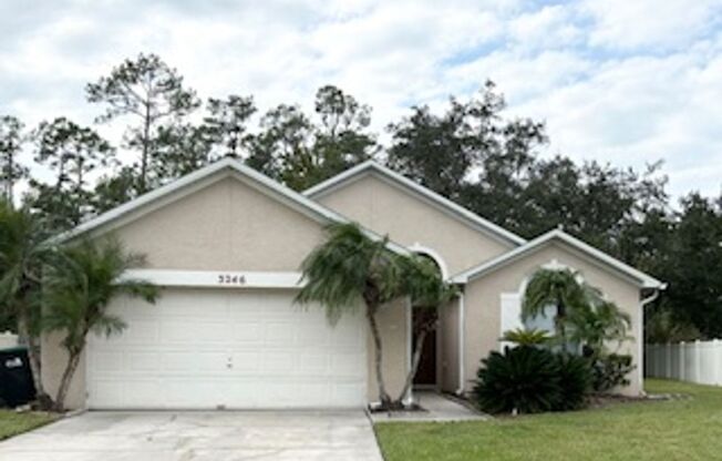 Spacious Home Near UCF!!! Available Now!!