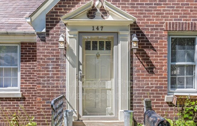 147 WESTGATE DR