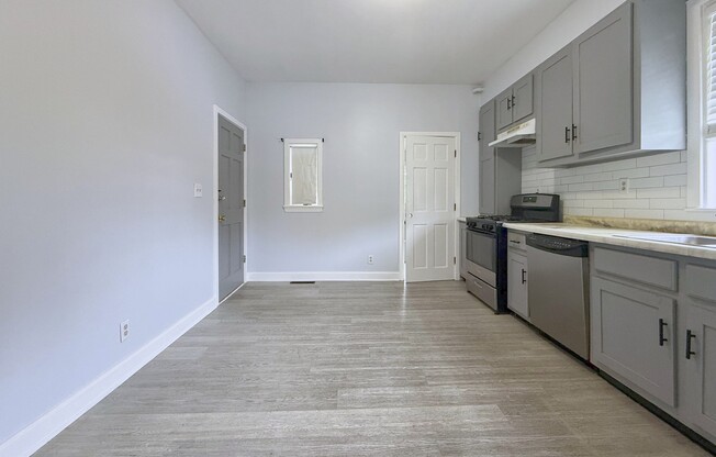 1 bed, 1 bath, 900 sqft, $2,200, Unit 1