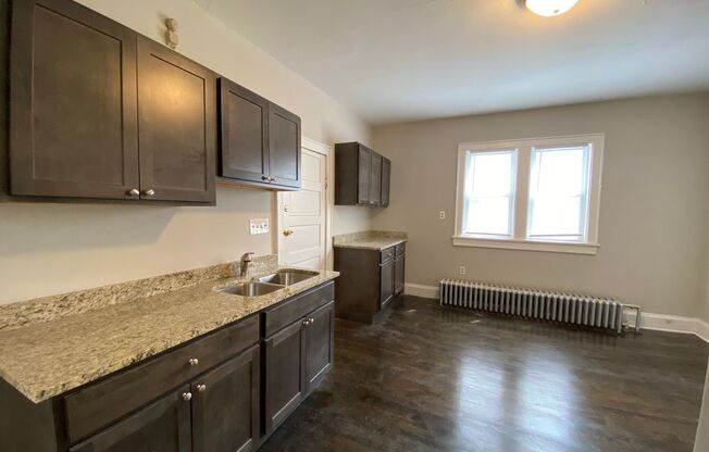 1609 Webster