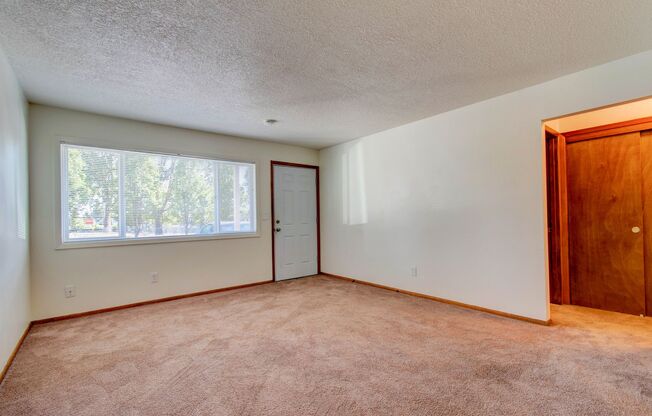 Silver Creek Apartments