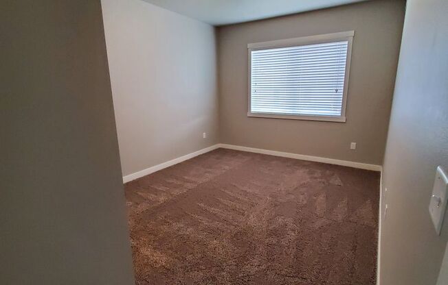 2 beds, 2 baths, $1,495, Unit 245