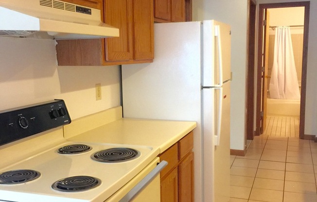 2 beds, 1 bath, $1,245, Unit 1