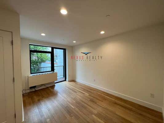 45 11 BROADWAY