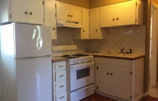 1 bed, 1 bath, 560 sqft, $600, Unit # 3