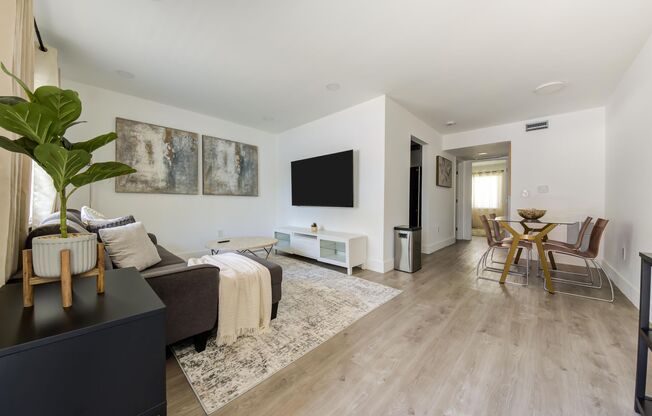 1 bed, 1 bath, 616 sqft, $1,450, Unit 107