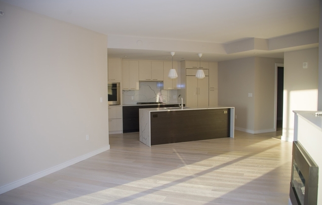 2 beds, 2 baths, 1,365 sqft, $7,500, Unit 1002
