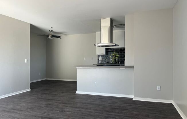 1 bed, 1 bath, $1,750, Unit 8