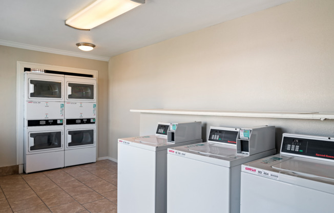 Thunderbird Apartments Laundry Rooms
