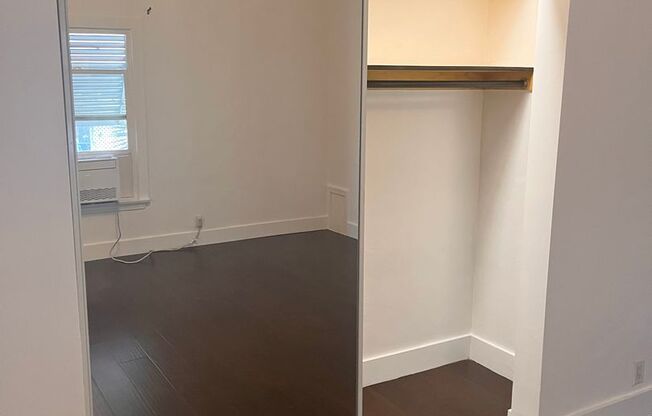 1 bed, 1 bath, 800 sqft, $2,595, Unit 207