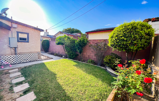 1414 AMAPOLA AVE