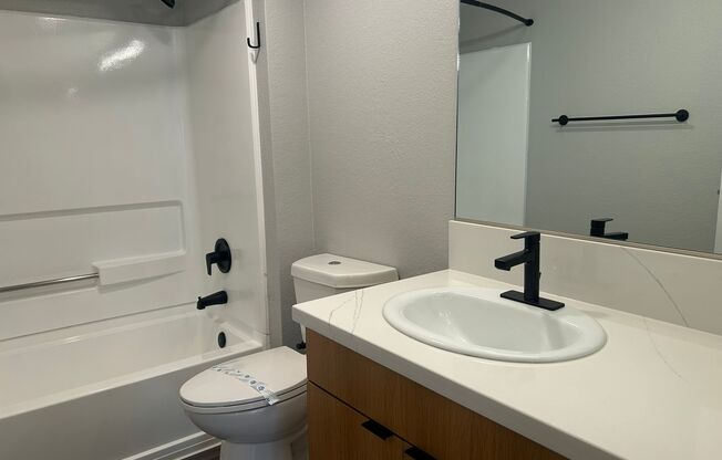 2 beds, 2 baths, 986 sqft, $2,875, Unit 81