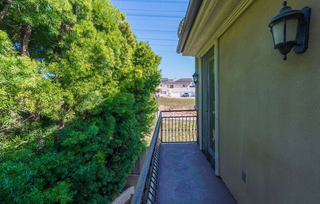 4 beds, 4 baths, $6,500, Unit #B