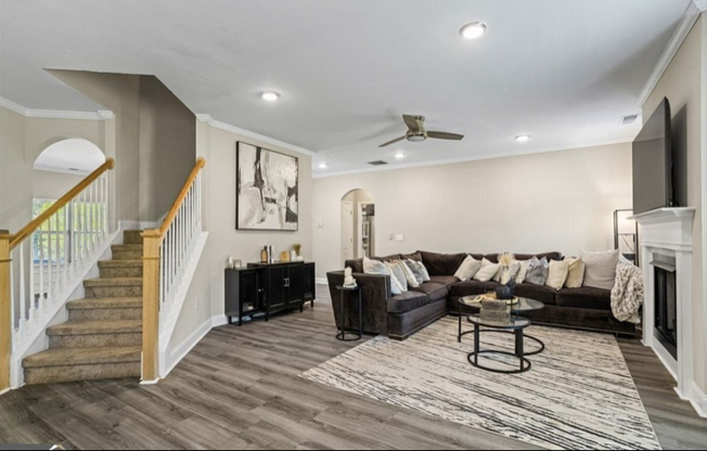 634 GARDNER RD