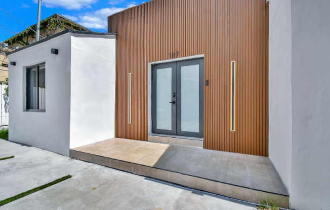 187 NW 53 ST