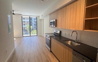 960 E 23 ST
