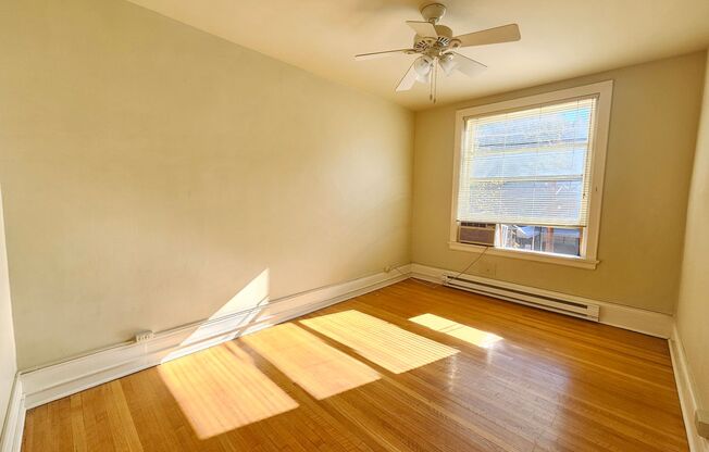 1 bed, 1 bath, $1,195, Unit 36