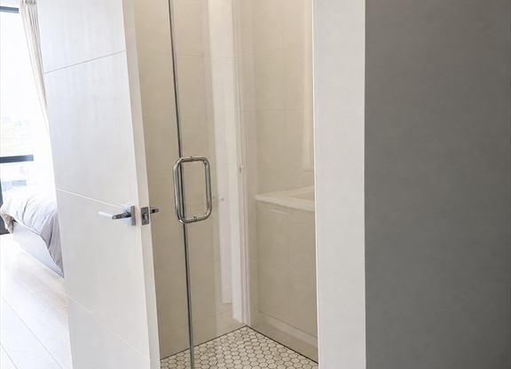 2 beds, 2 baths, 1,089 sqft, $4,500, Unit 501