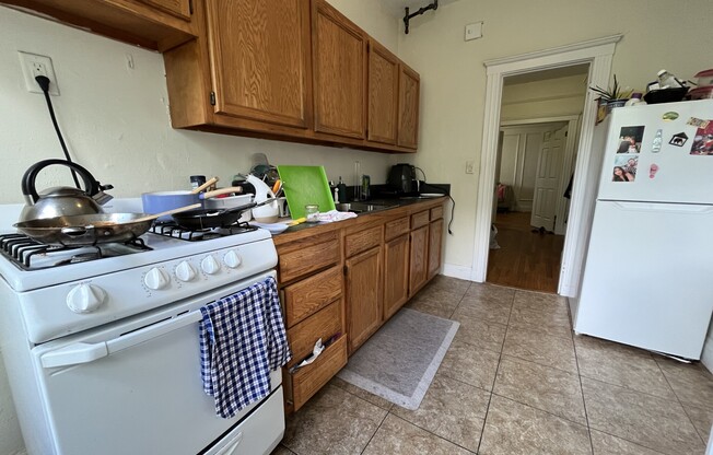 1687 Commonwealth Ave 1