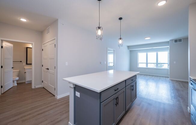 1 bed, 1 bath, 842 sqft, $1,635, Unit A-212