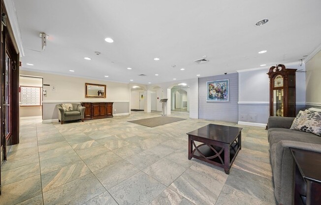 1 bed, 1 bath, 765 sqft, $2,050, Unit 707