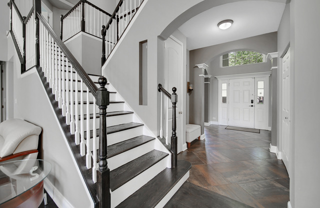 1344 ESSEX DR