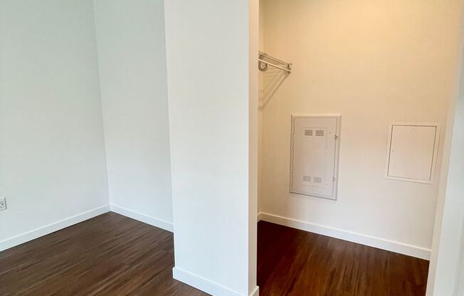 1 bed, 1 bath, 714 sqft, $2,375, Unit 215