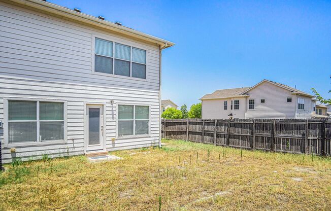 3 beds, 2.5 baths, $1,950