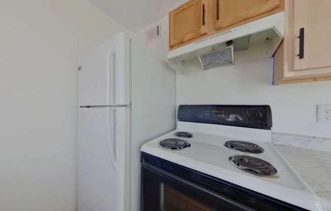 2 beds, 1 bath, $845