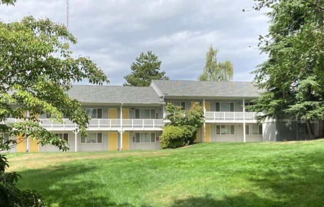 North Highland Court