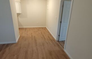 1 bed, 1 bath, 750 sqft, $699, Unit 15