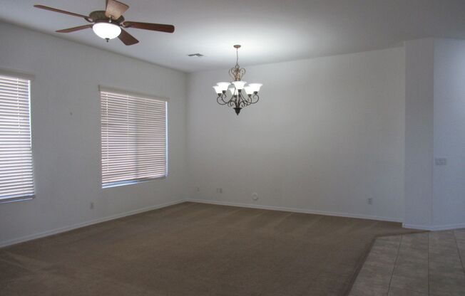 4 Bedroom Home in North East Mesa!