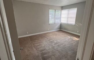 3 beds, 1 bath, $1,695