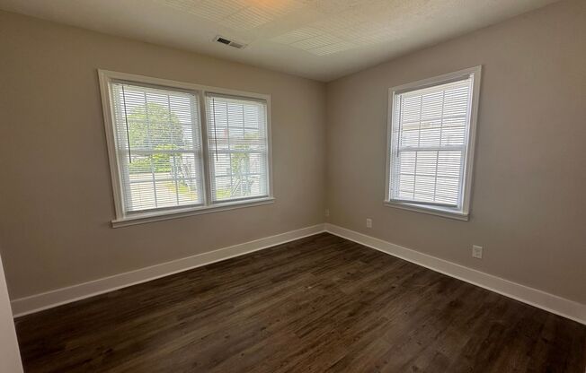 1915-D Ft Bragg Road ~ Haymount  * 2 WEEKS FREE*