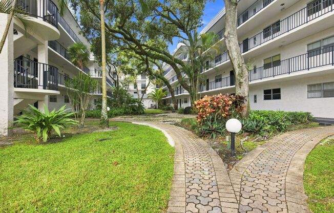 Beautiful 2-Bedroom 2-Bath Condo with Lake View