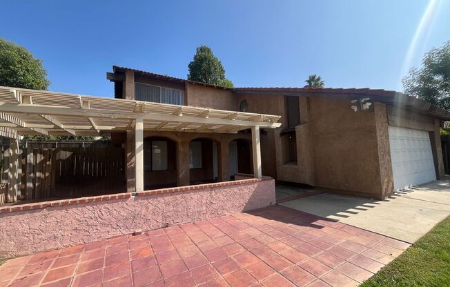 Two-Story 3-Bedroom Redlands Home on a Cul de Sac!