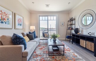 69 FOUNDRY ST