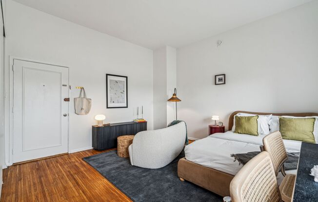 Studio, 1 bath, $1,705, Unit 503