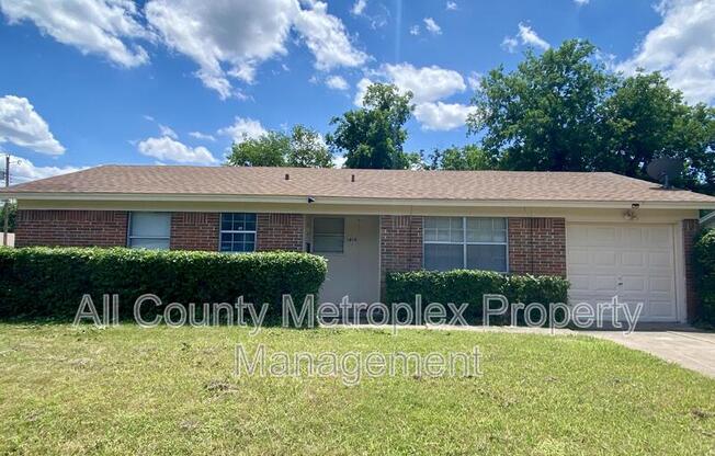 1010 CHERRYWOOD LN