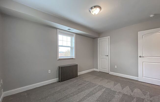 2 beds, 1 bath, 630 sqft, $945, Unit 104-05