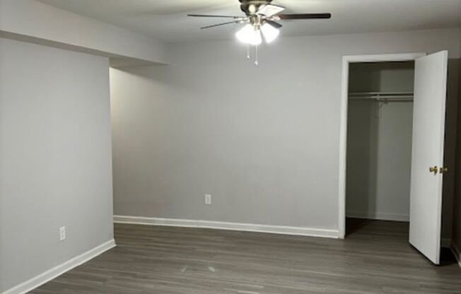 2 beds, 1 bath, $1,450, Unit Alcott 5