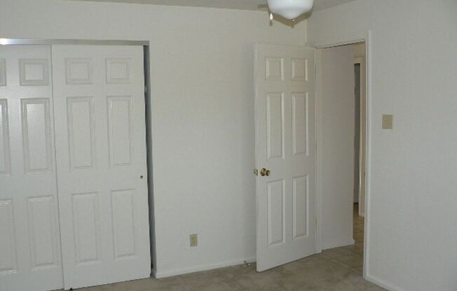 Hickory House Apt.