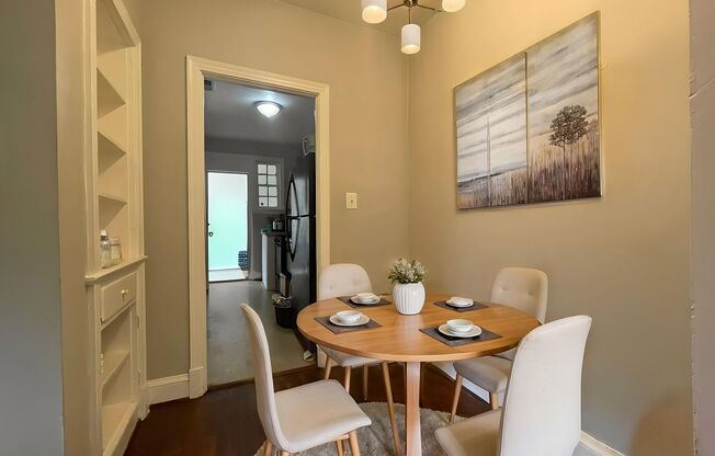 4023 9th St NE
