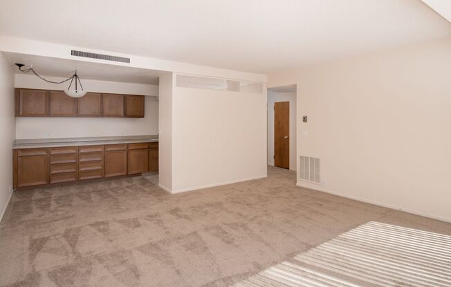 Hollywood Towne House