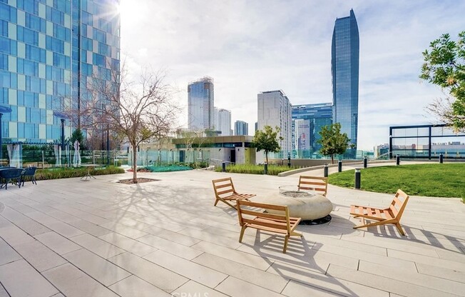 Studio, 1 bath, 480 sqft, $3,000, Unit 3305